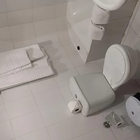 Residencial Chafariz Πανσιόν