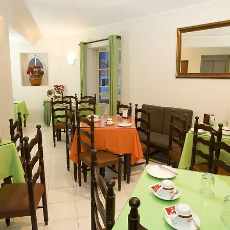 Residencial Chafariz 2* Φουνκάλ