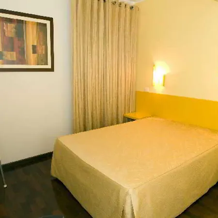 Гостевой дом Residencial Chafariz 2*