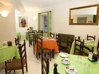 Residencial Chafariz Гостевой дом 2*