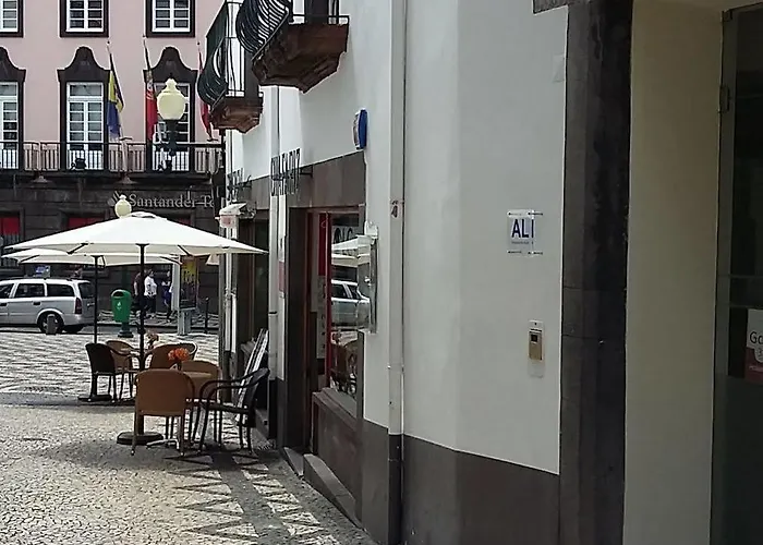 Konukevi Residencial Chafariz 2*