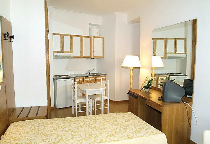 Residencial Chafariz 2* Funchal (Madeira)