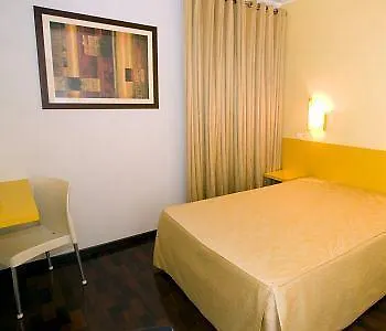 Casa de hóspedes Residencial Chafariz 2*