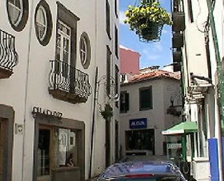 Πανσιόν Residencial Chafariz 2*